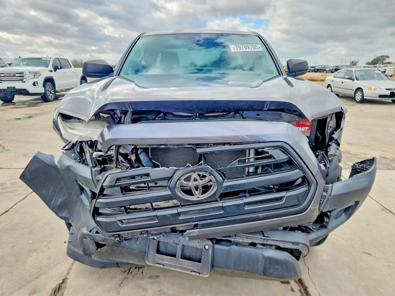 2017 TOYOTA TACOMA SR photo 13