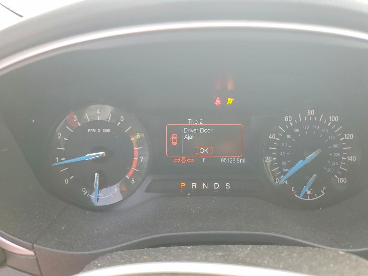 2015 FORD FUSION SE photo 9