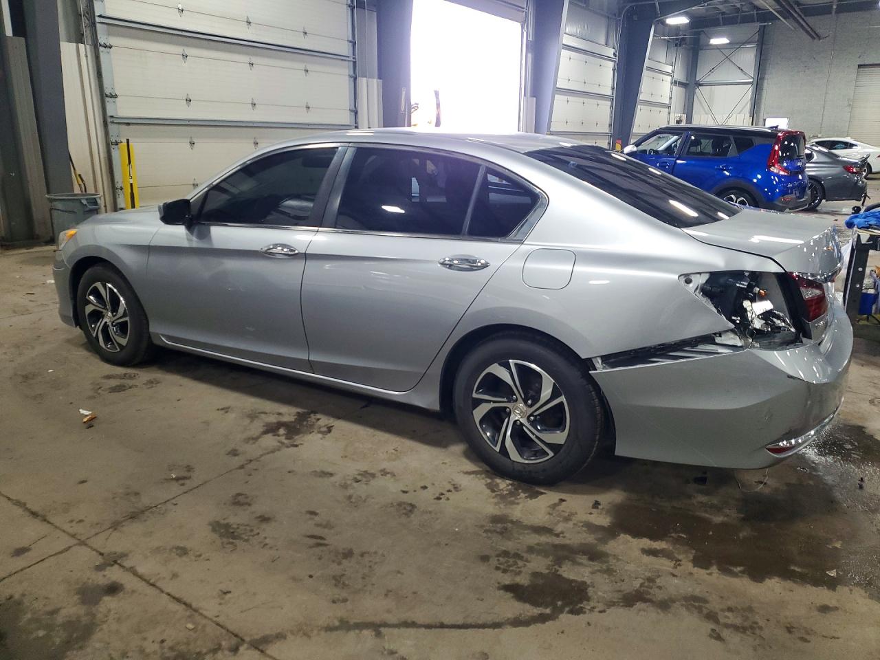 2017 HONDA ACCORD LX photo 2