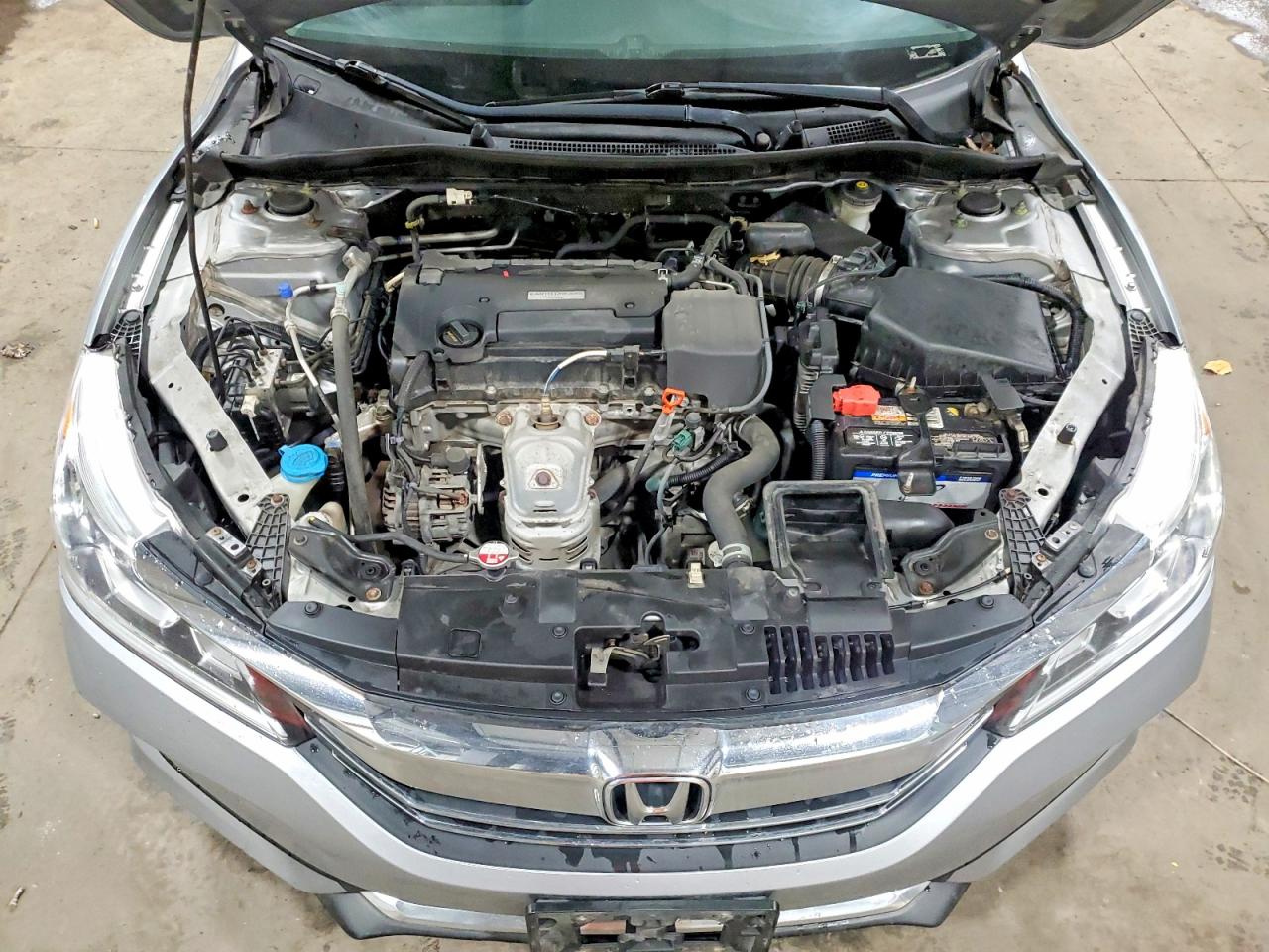 2017 HONDA ACCORD LX photo 11