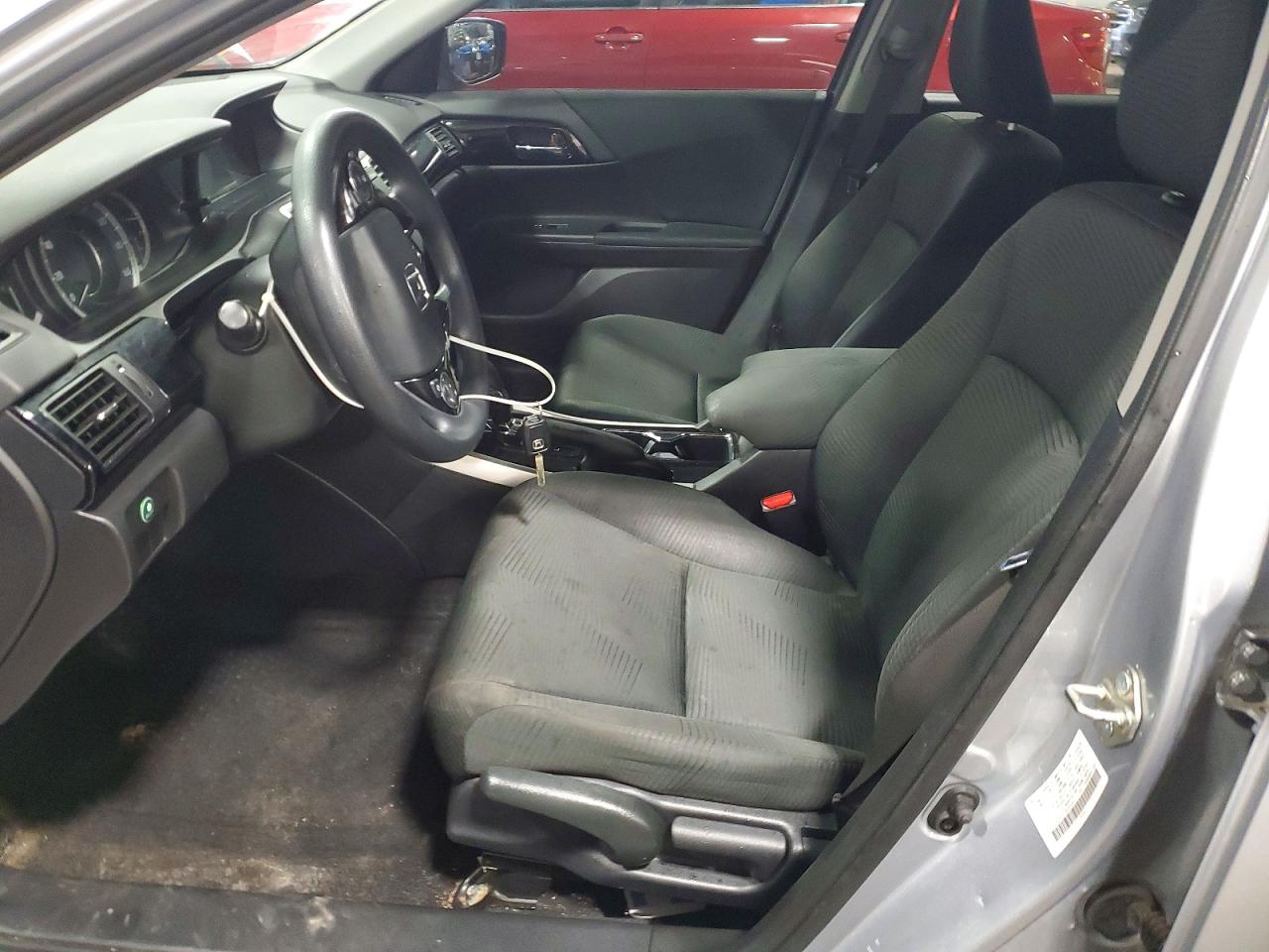 2017 HONDA ACCORD LX photo 7