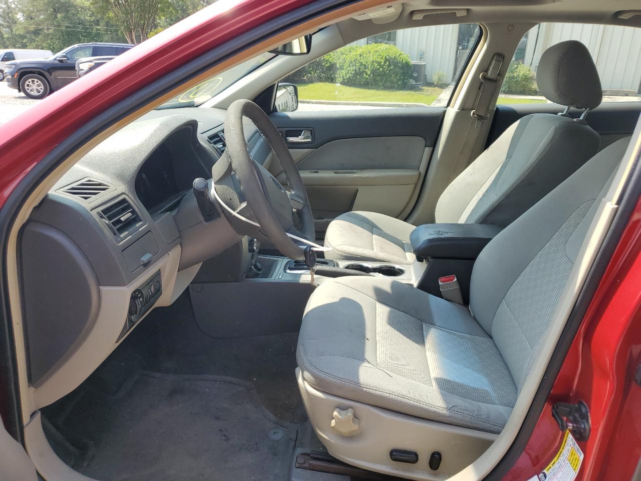 2012 FORD FUSION SE photo 19