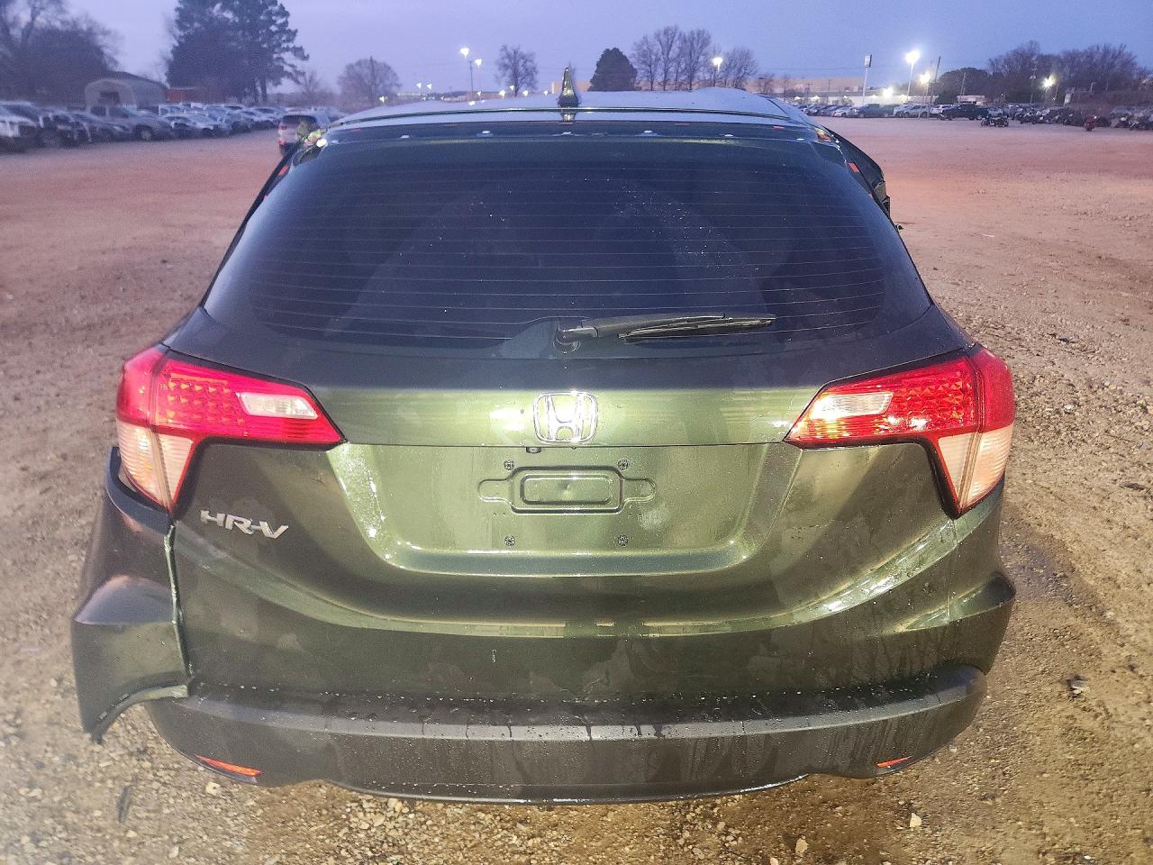 2016 HONDA HR-V LX photo 11