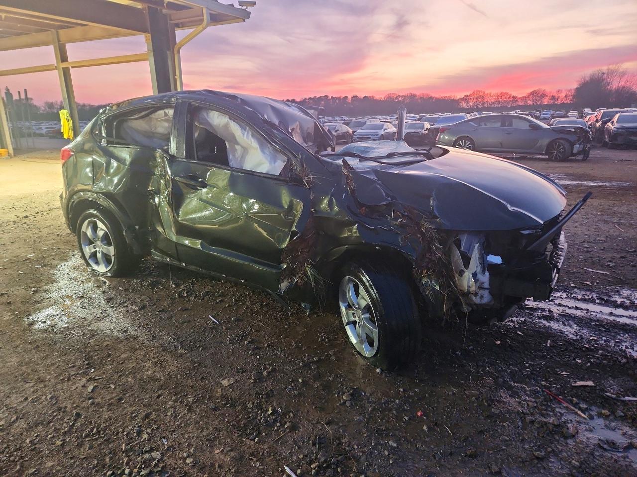 2016 HONDA HR-V LX photo 7