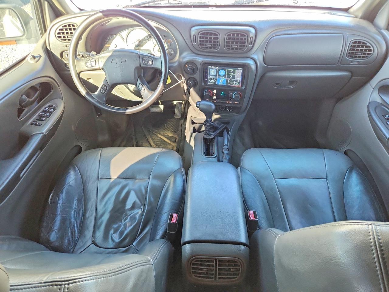 2003 CHEVROLET TRAILBLAZER photo 8