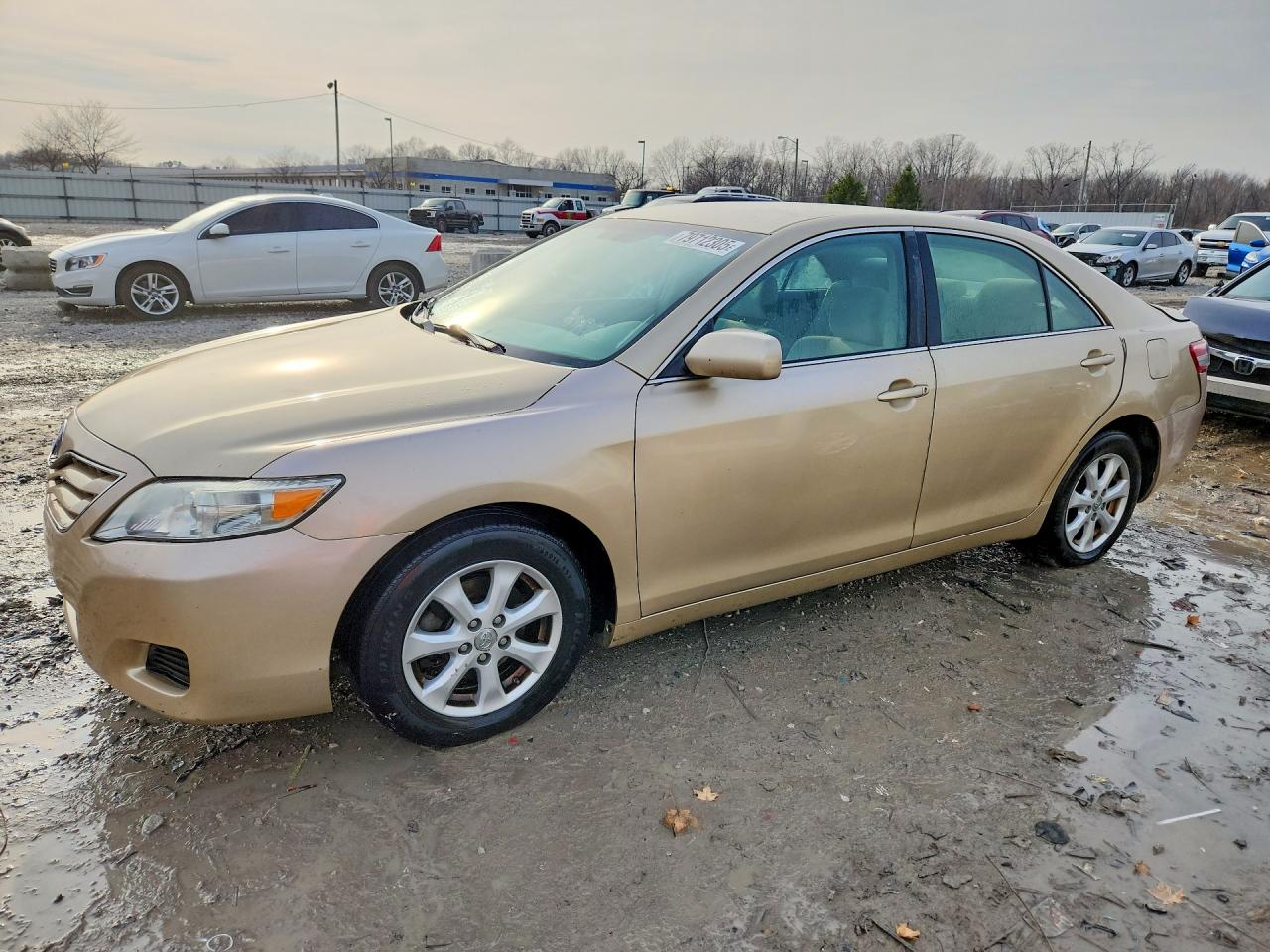 2011 TOYOTA CAMRY