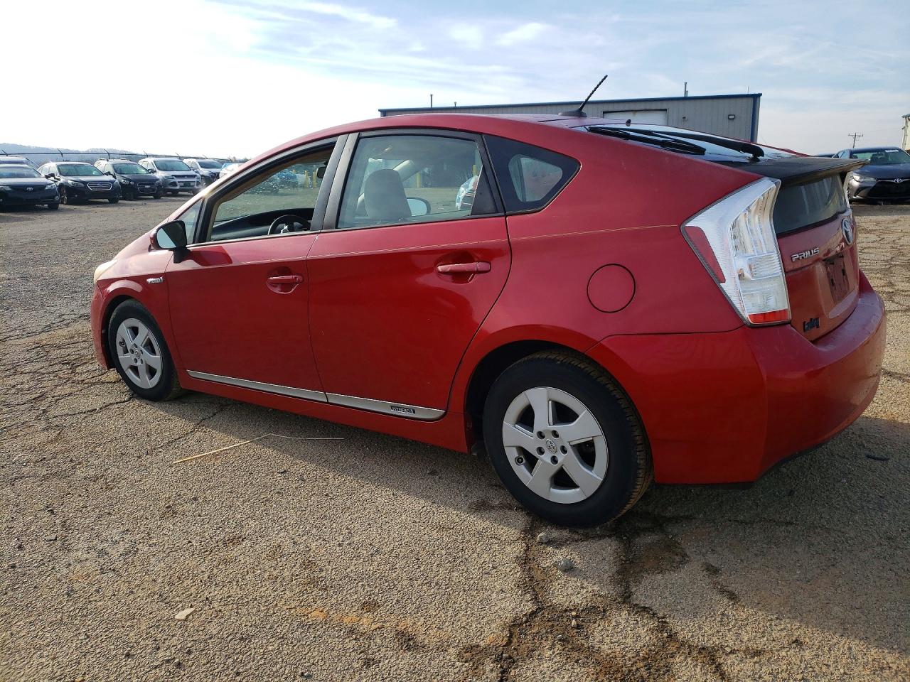 2011 TOYOTA PRIUS THREE photo 2