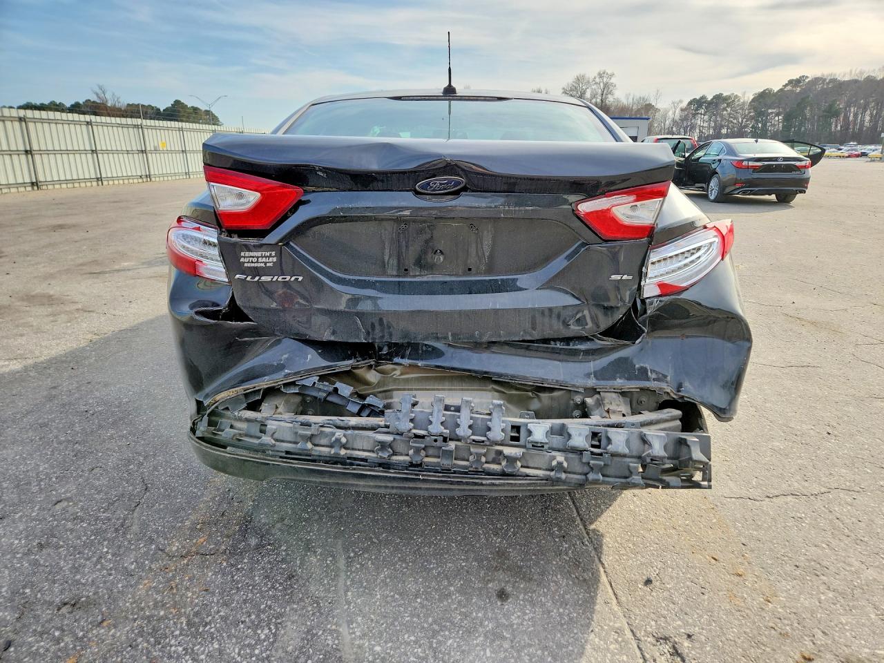 2014 FORD FUSION SE photo 11