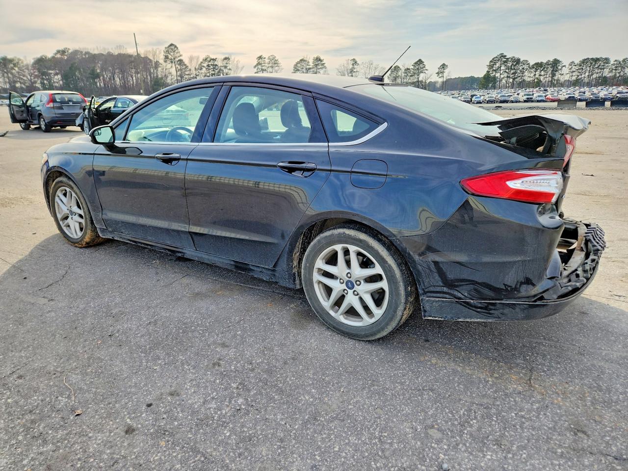 2014 FORD FUSION SE photo 3