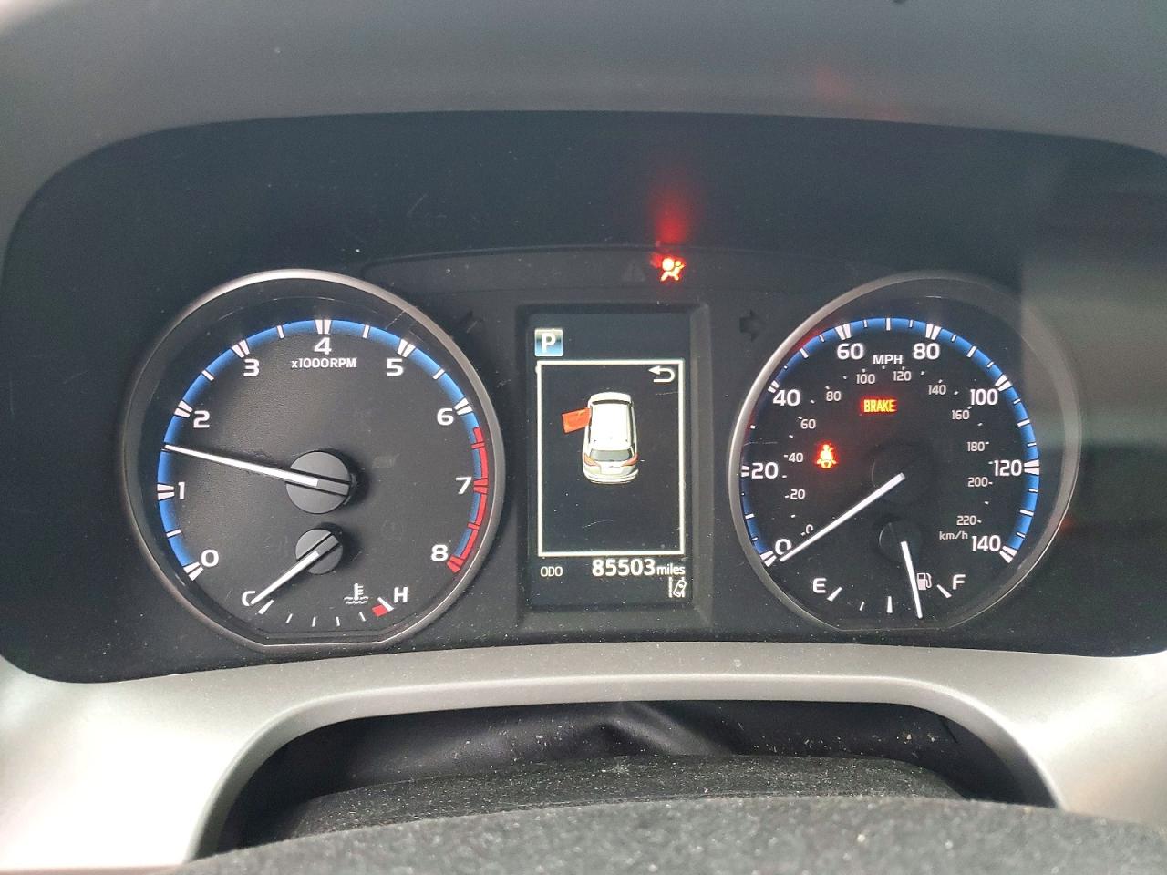 2017 TOYOTA RAV4 XLE photo 9
