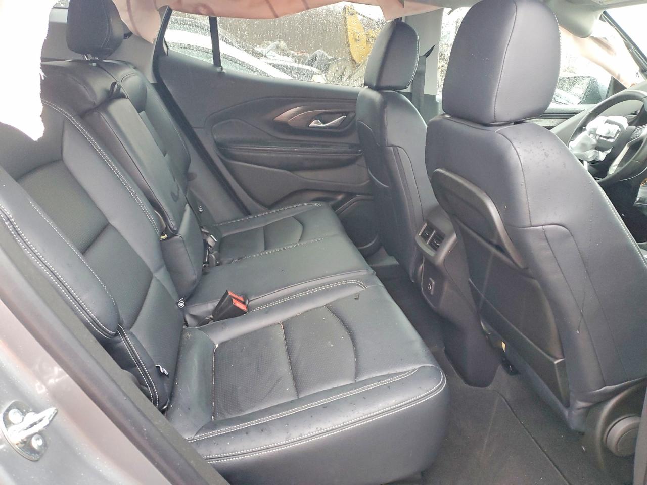 2024 GMC TERRAIN SLE photo 31