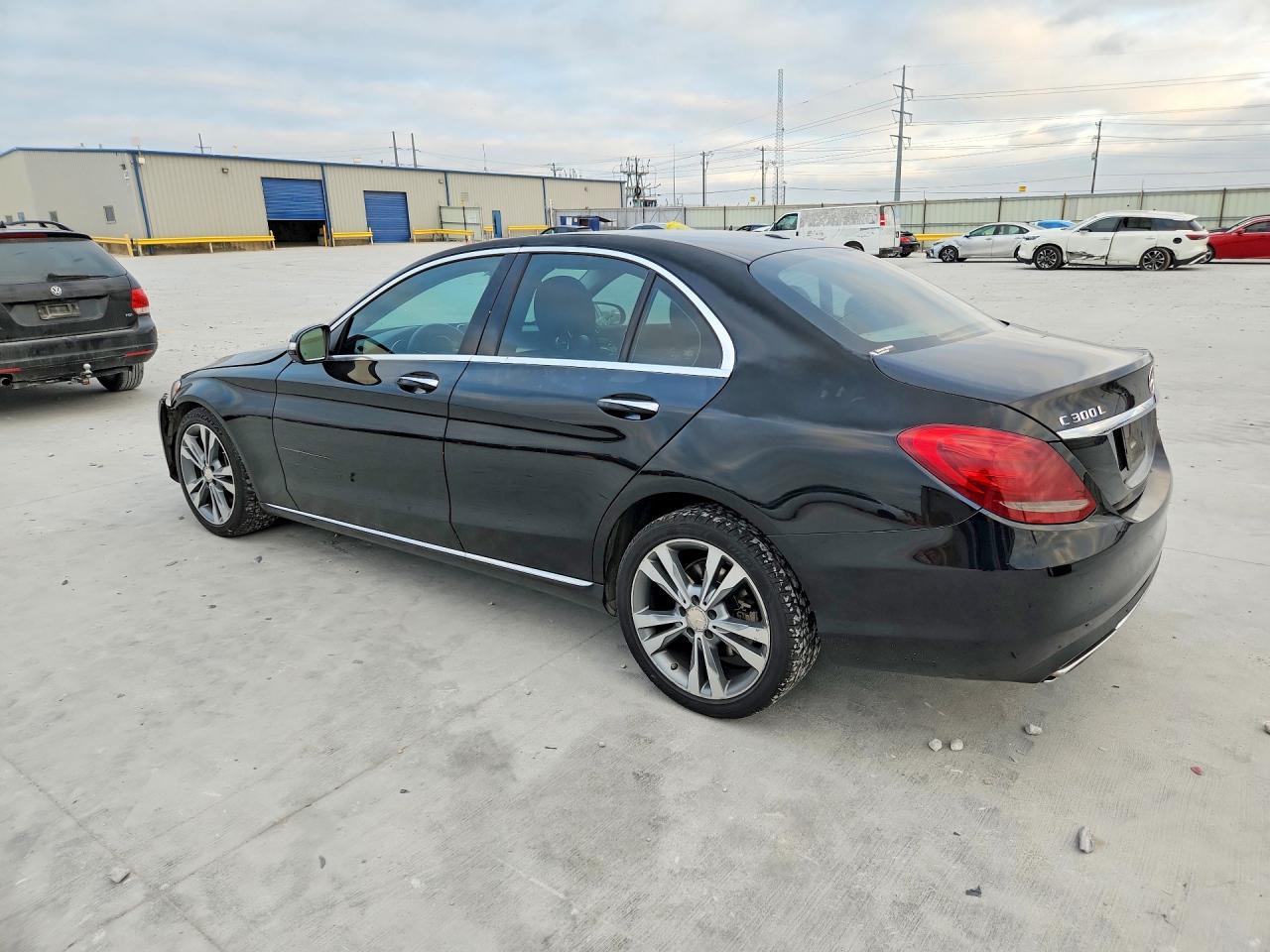 2015 MERCEDES-BENZ C 300 photo 2