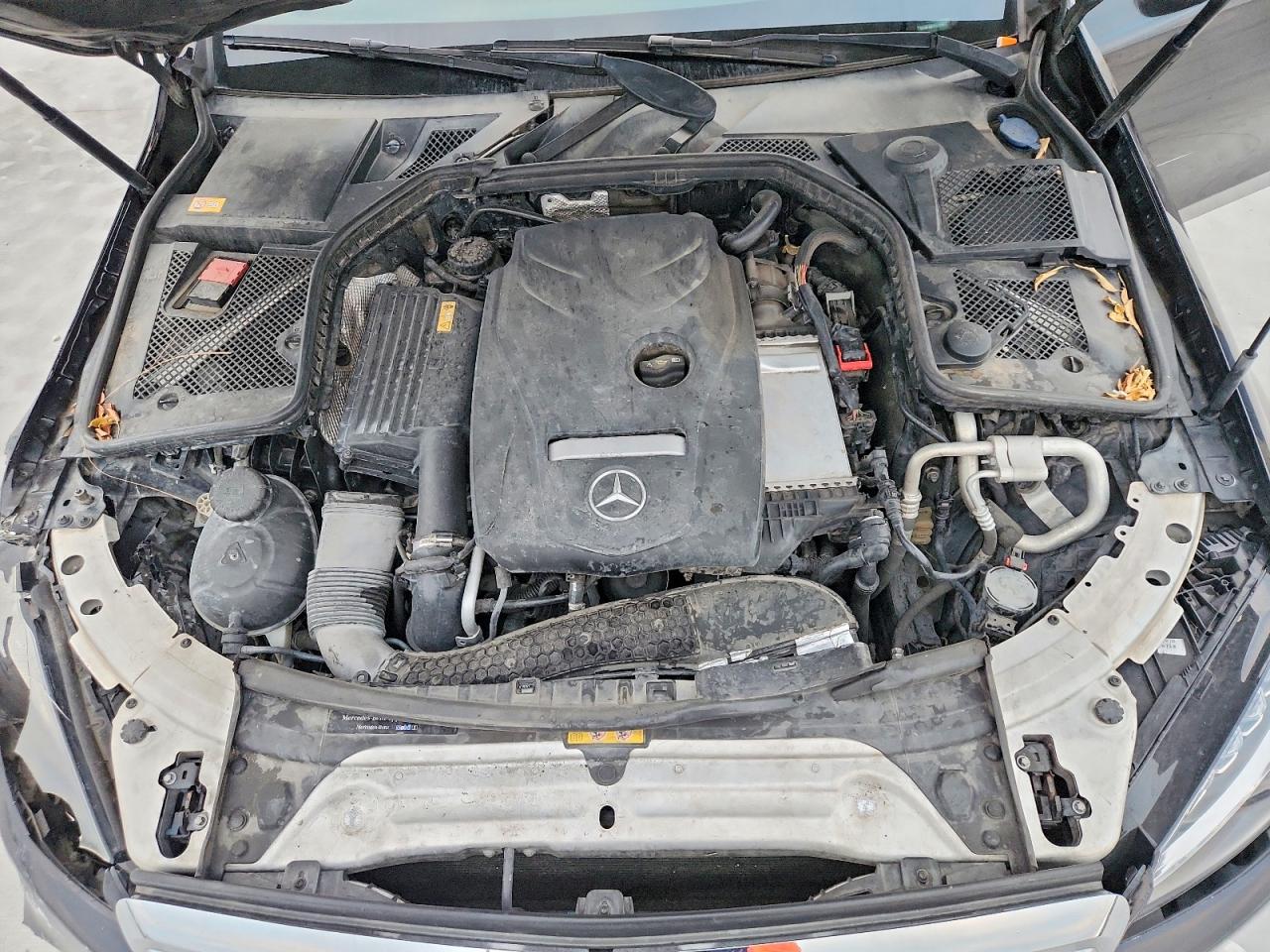 2015 MERCEDES-BENZ C 300 photo 11