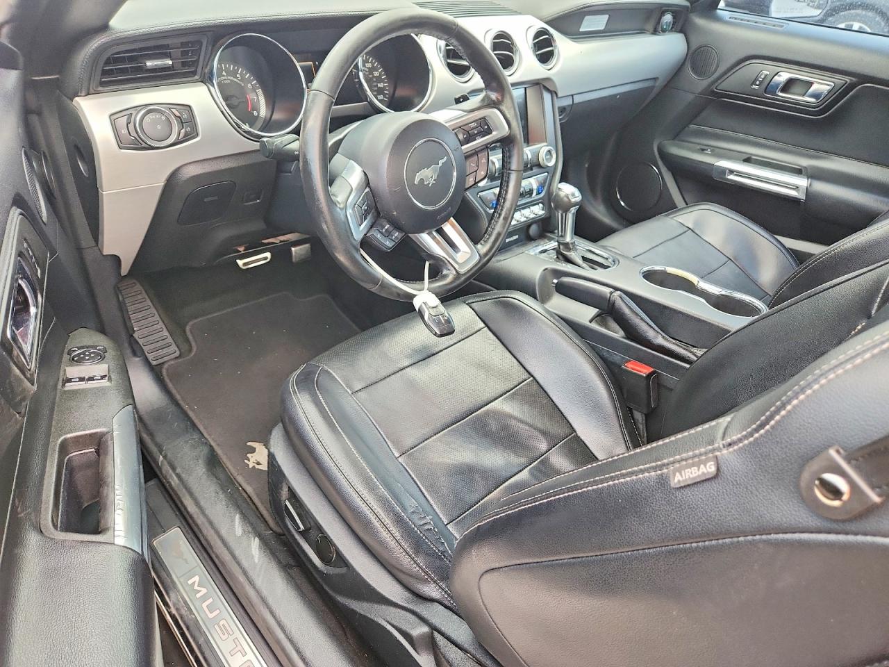 2016 FORD MUSTANG photo 22
