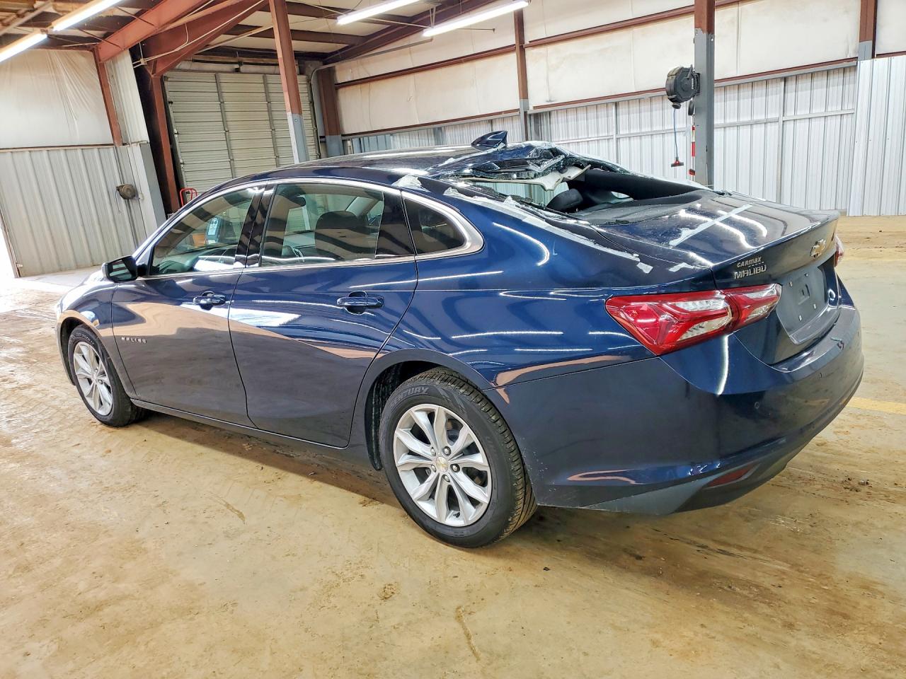 2020 CHEVROLET MALIBU LT photo 3