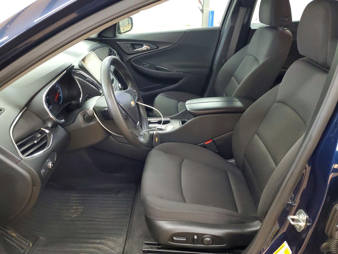 2020 CHEVROLET MALIBU LT photo 13