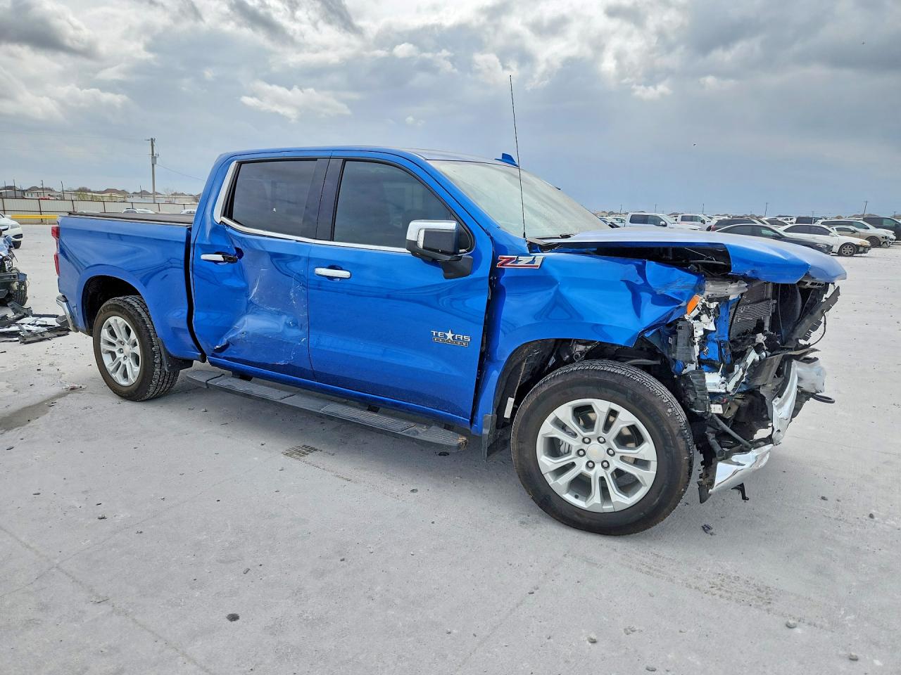 2023 CHEVROLET SILVERADO photo 13