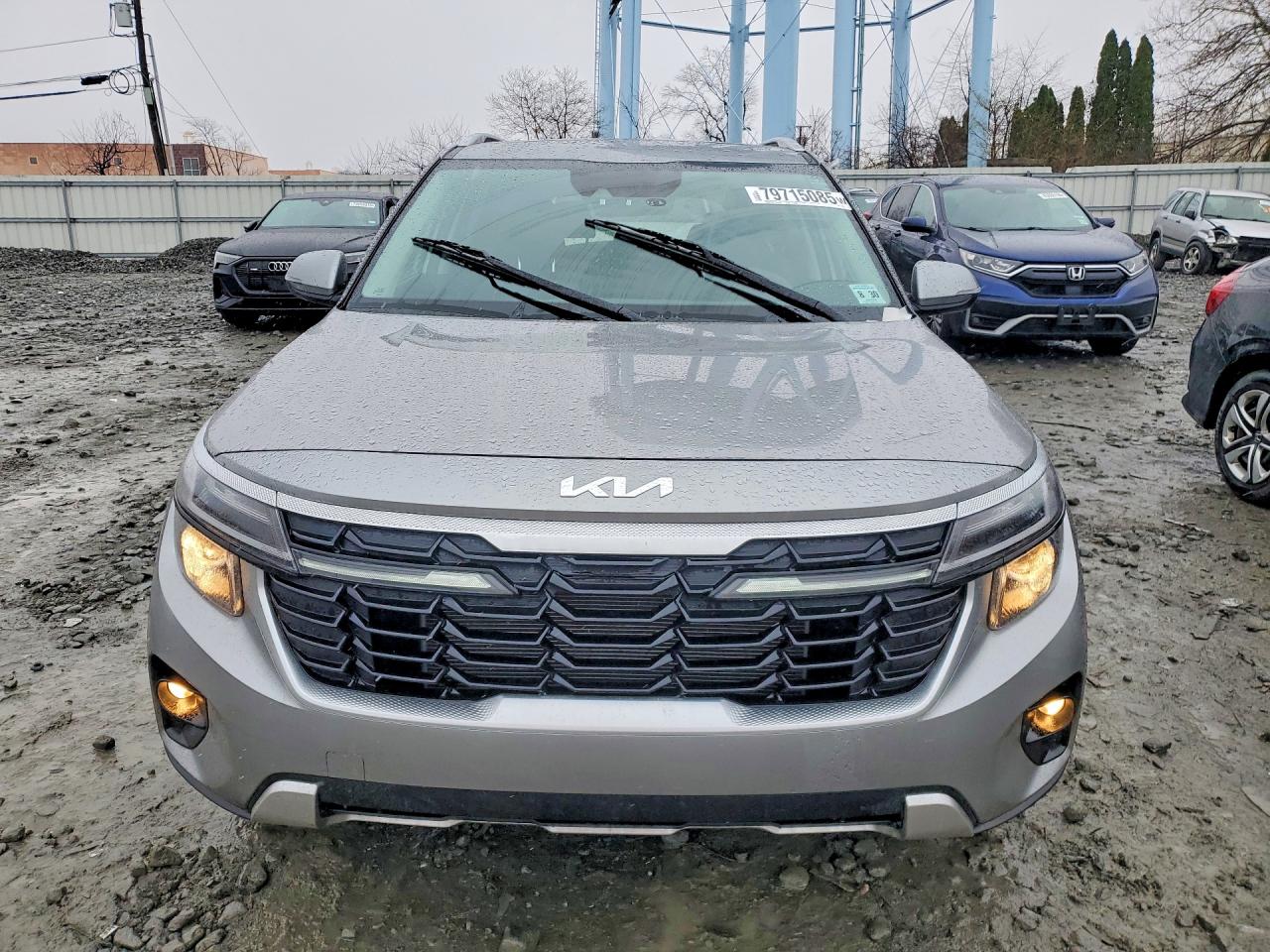 2025 KIA SELTOS EX photo 9