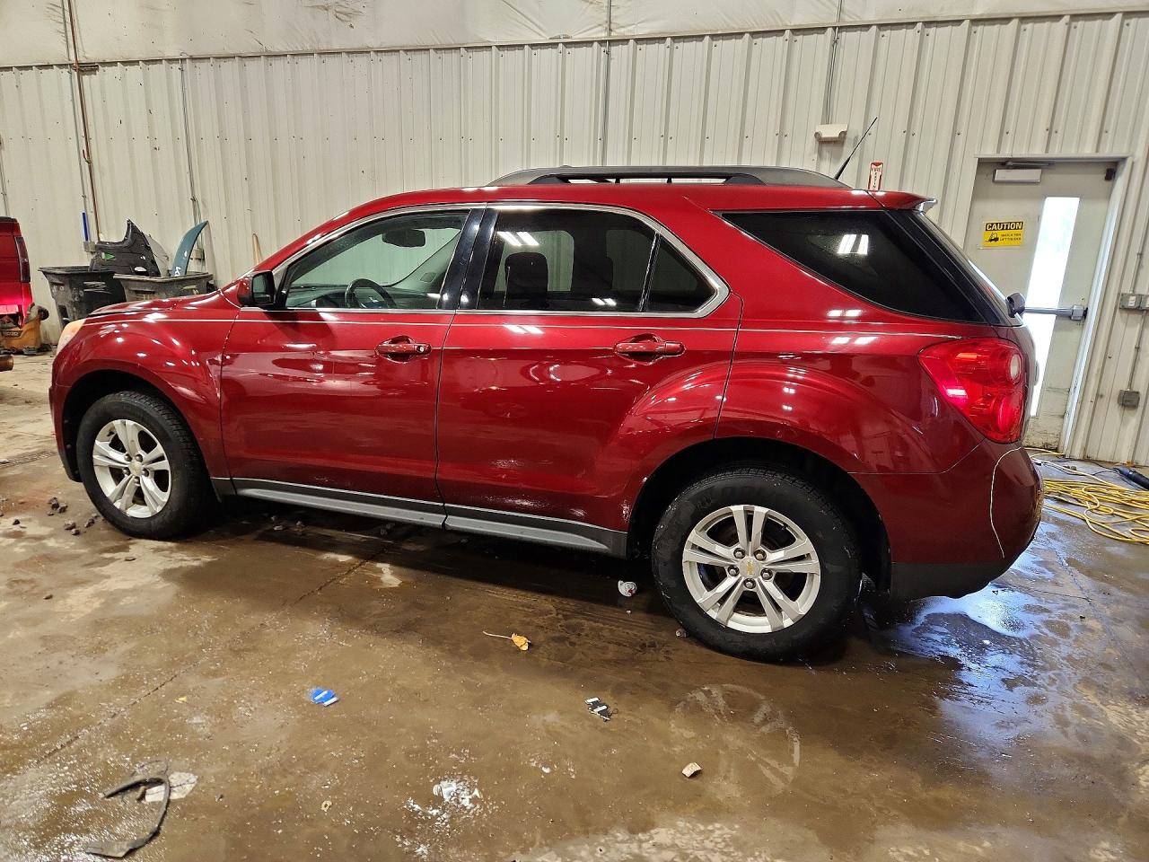 2010 CHEVROLET EQUINOX LT photo 2