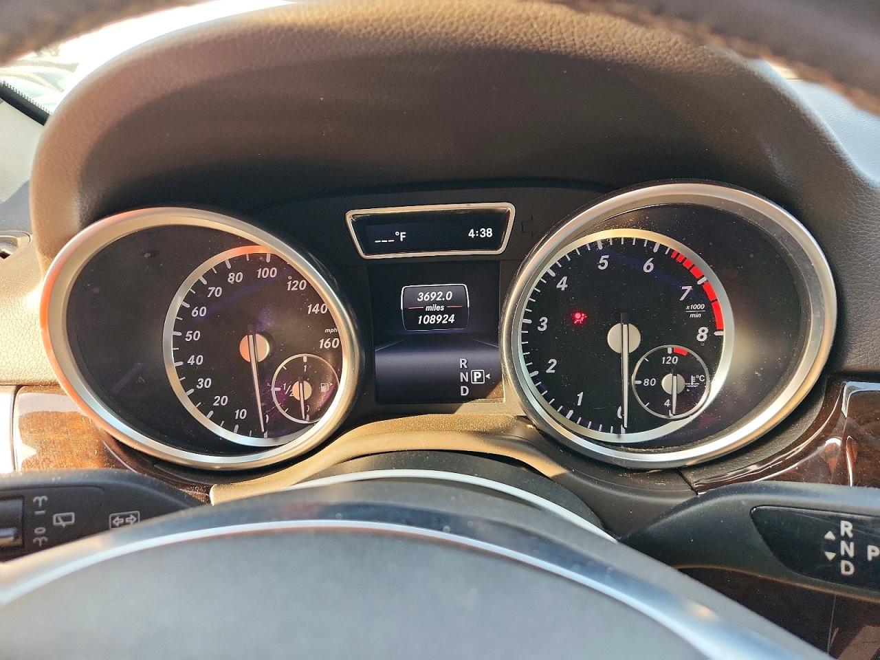 2015 MERCEDES-BENZ ML 350 4MATIC photo 25