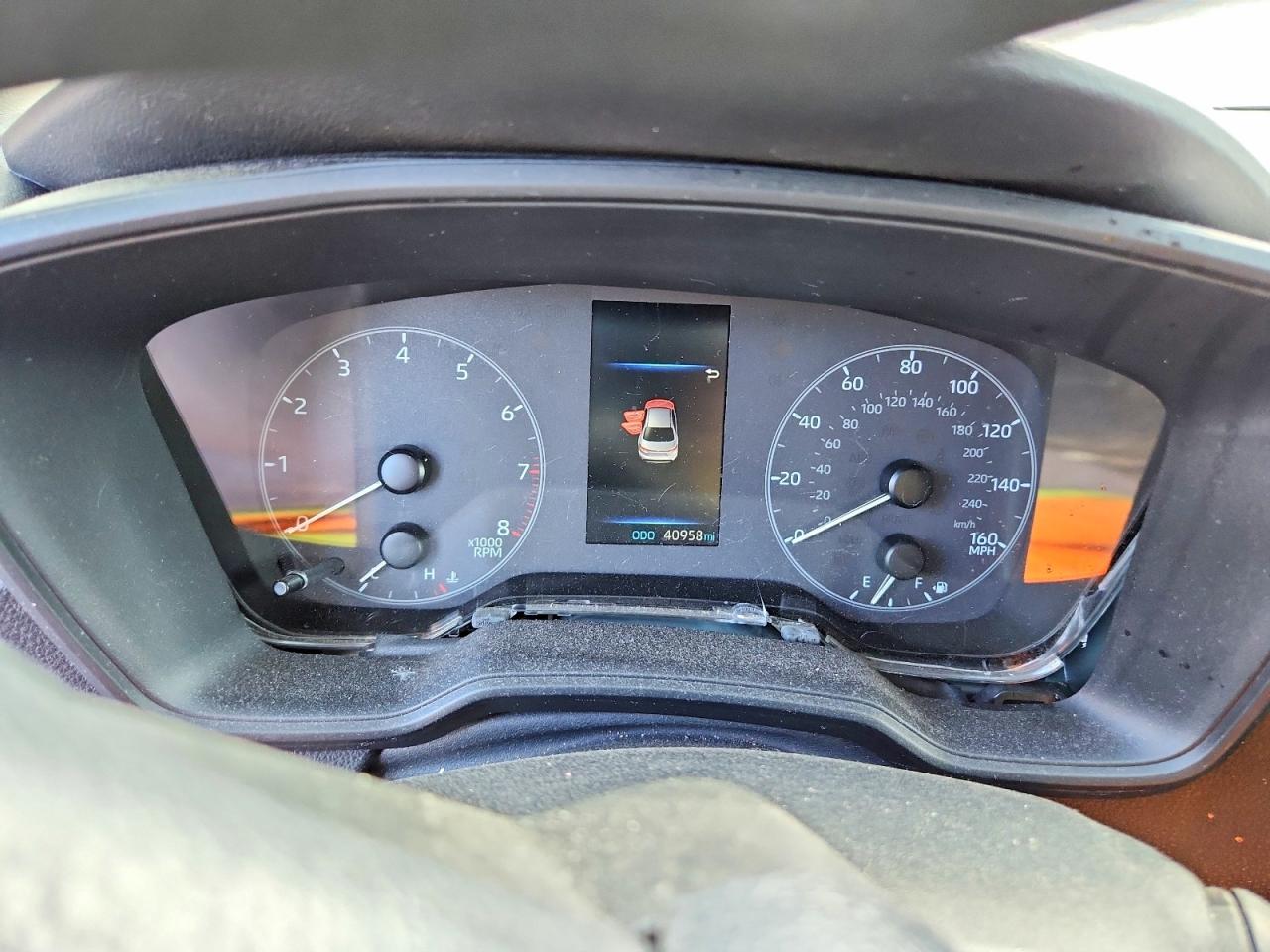 2024 TOYOTA COROLLA LE photo 17