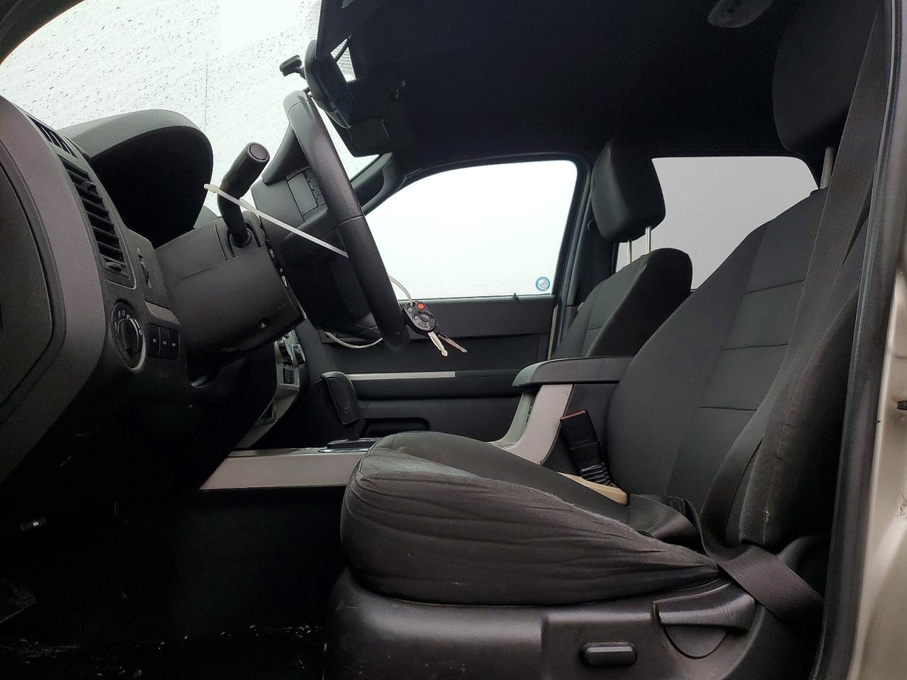 2012 FORD ESCAPE XLT photo 7