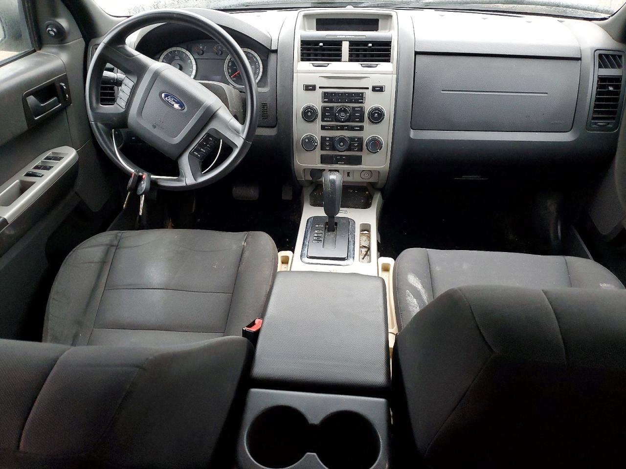 2012 FORD ESCAPE XLT photo 8