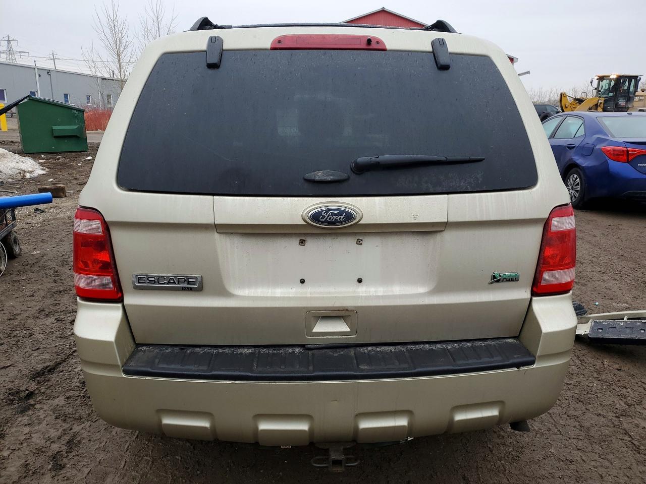2012 FORD ESCAPE XLT photo 6