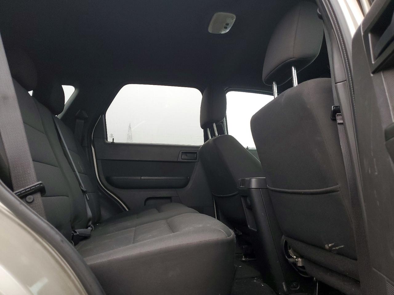 2012 FORD ESCAPE XLT photo 11