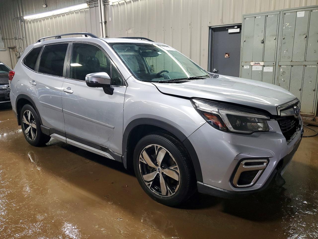 2021 SUBARU FORESTER TOURING photo 4