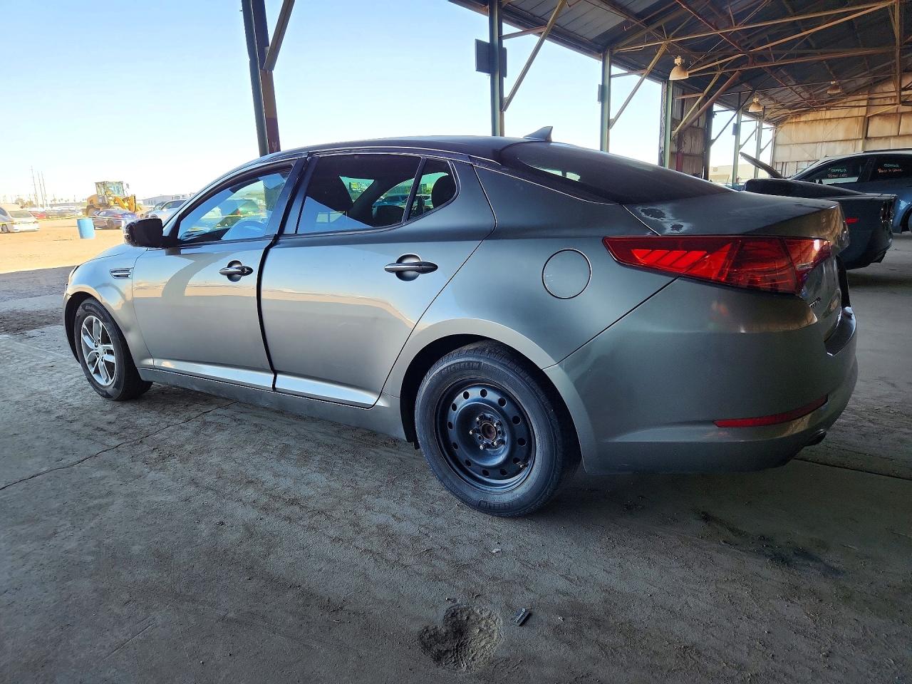 2013 KIA OPTIMA LX photo 3