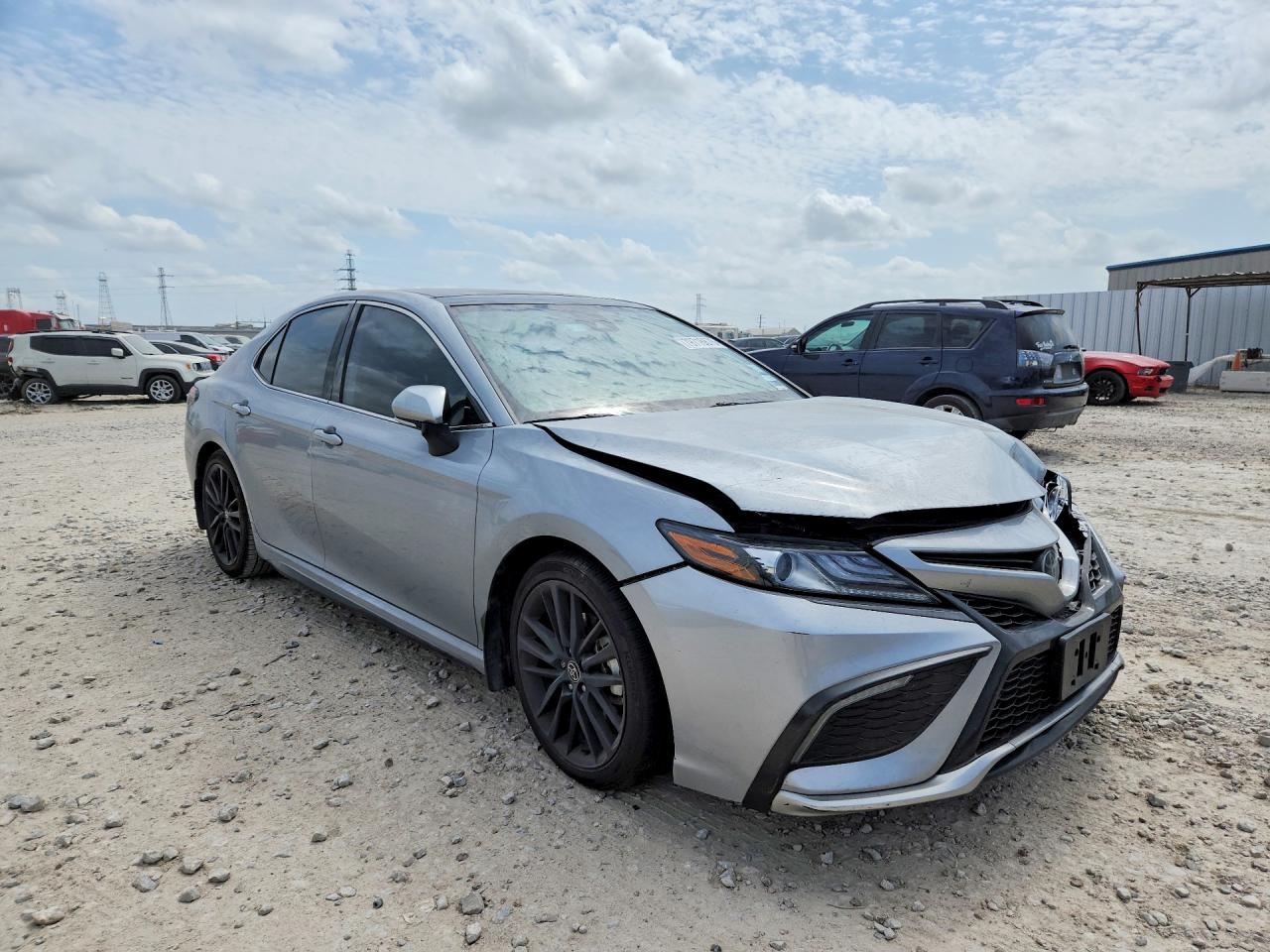 2023 TOYOTA CAMRY XSE photo 7