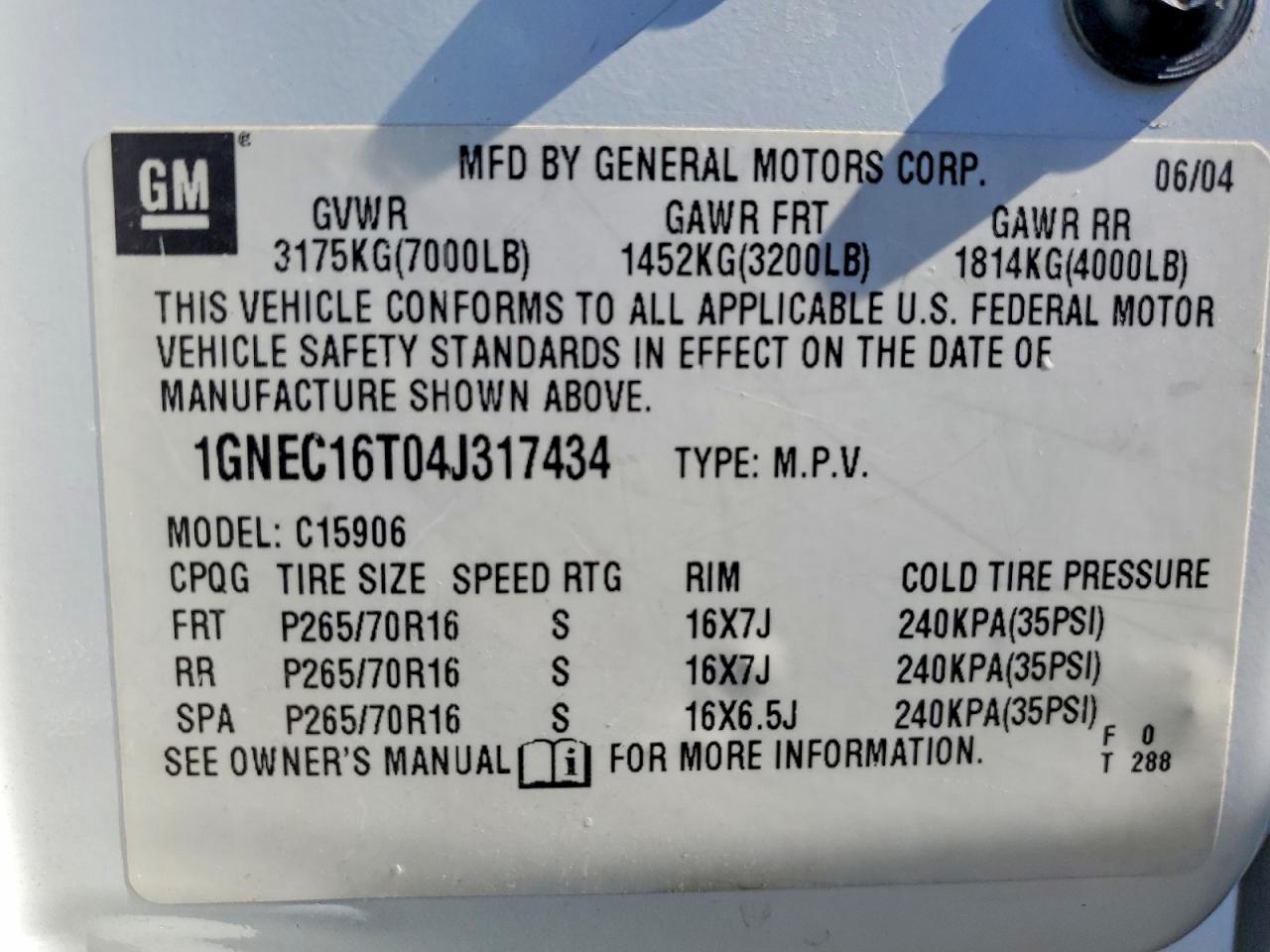 2004 CHEVROLET SUBURBAN C1500 photo 13