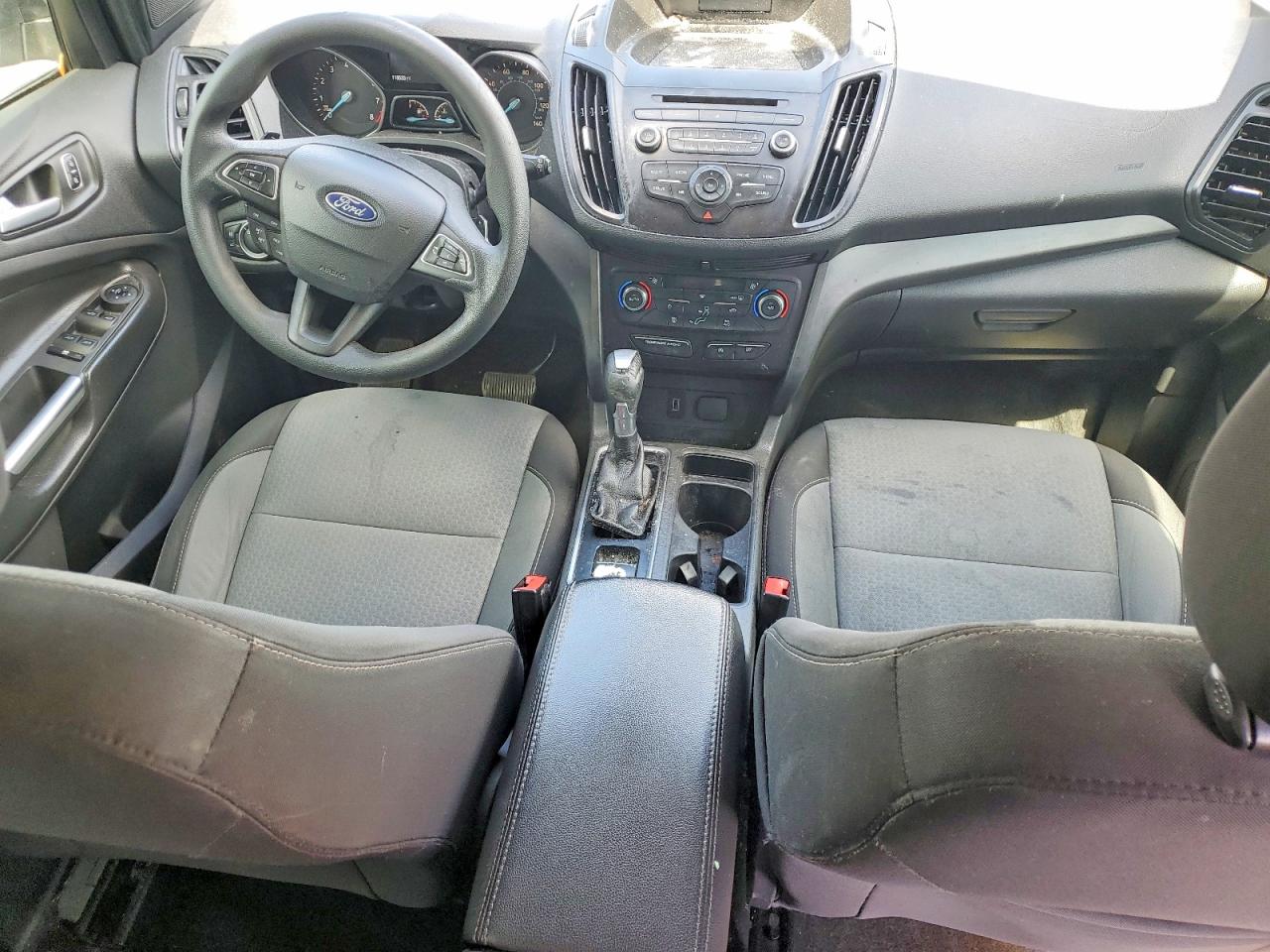 2017 FORD ESCAPE SE photo 22