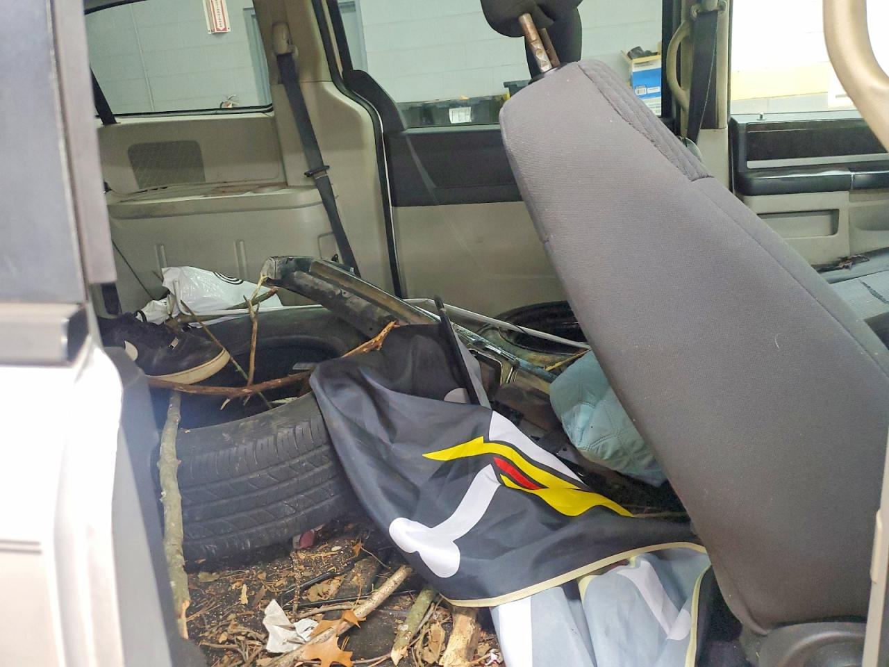 2010 DODGE GRAND CARAVAN SXT photo 21