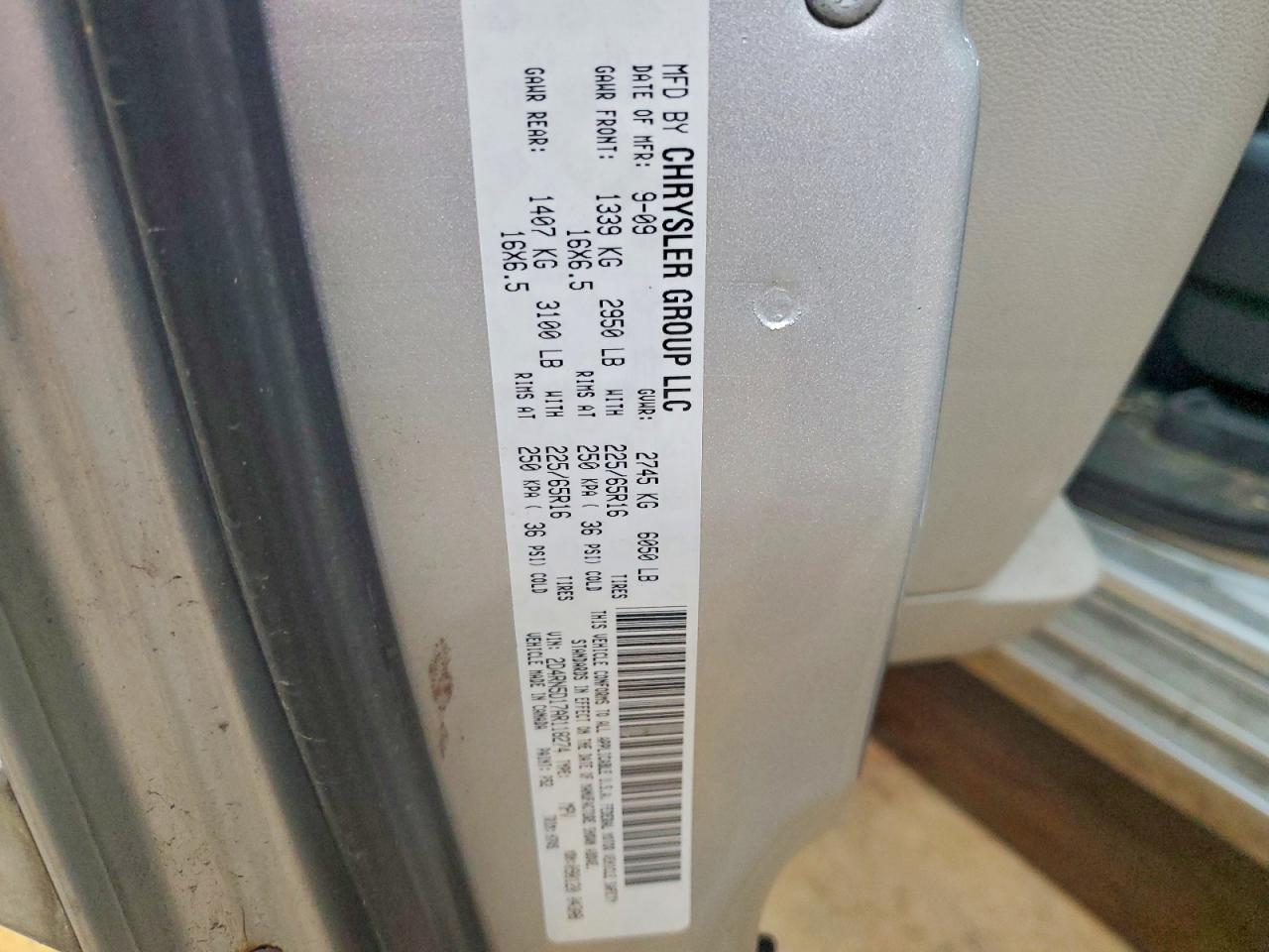 2010 DODGE GRAND CARAVAN SXT photo 25