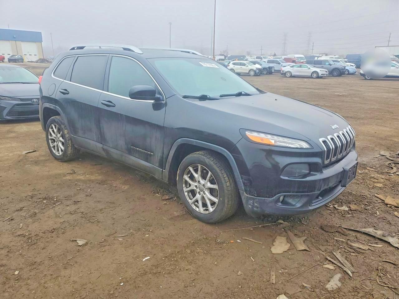 2016 JEEP CHEROKEE LATITUDE photo 10