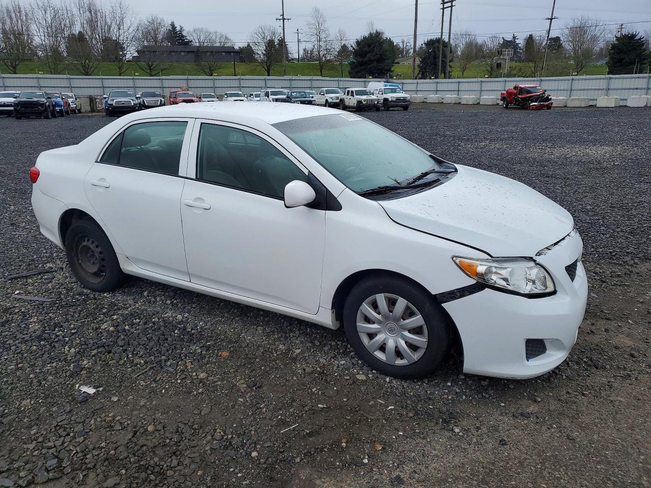 2009 TOYOTA COROLLA photo 4