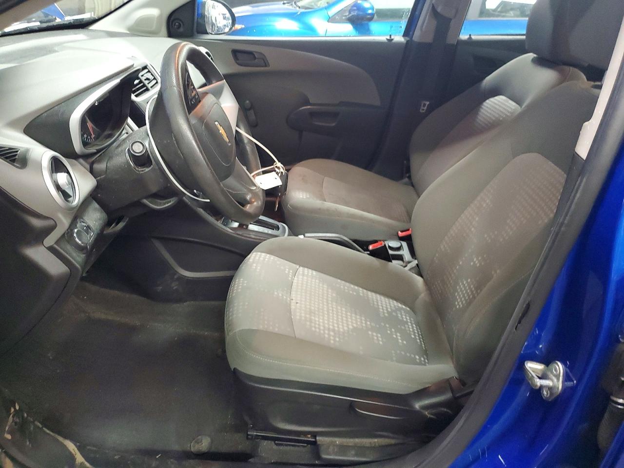 2017 CHEVROLET SONIC LS photo 7