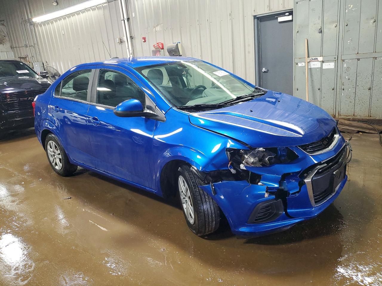 2017 CHEVROLET SONIC LS photo 4