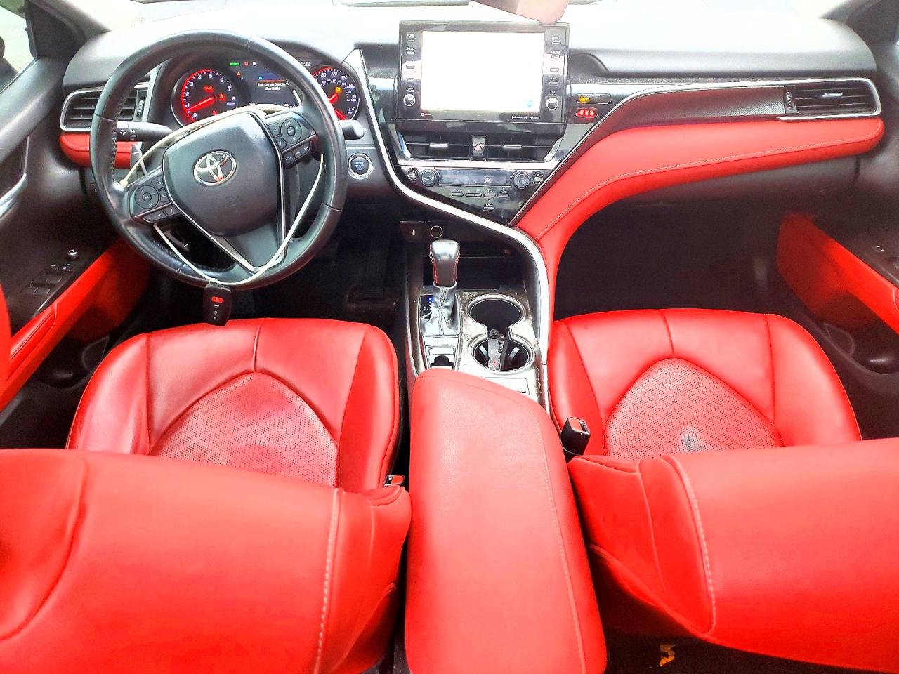 2021 TOYOTA CAMRY XSE photo 8