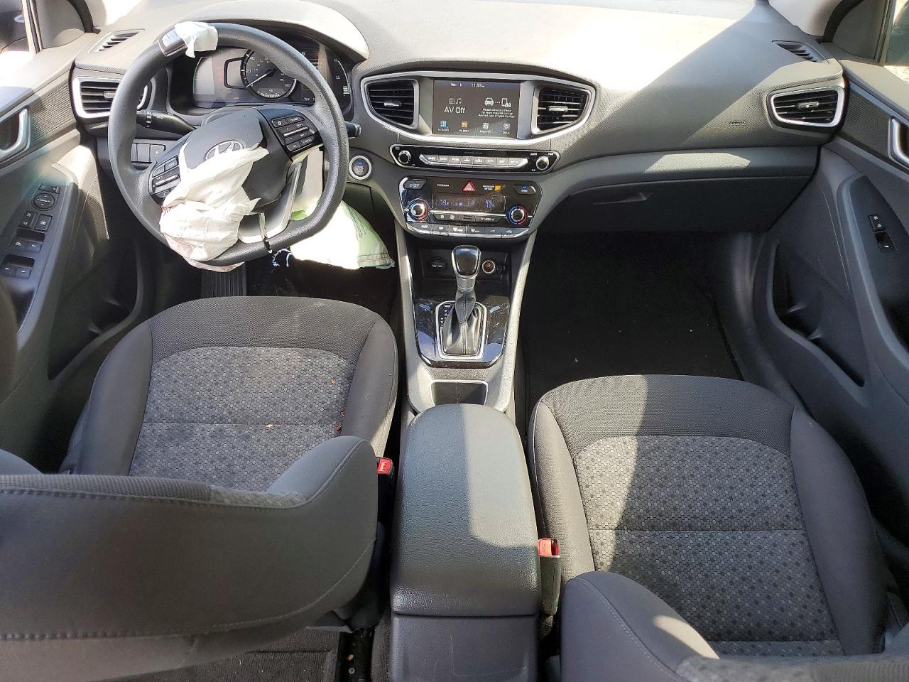 2017 HYUNDAI IONIQ photo 15