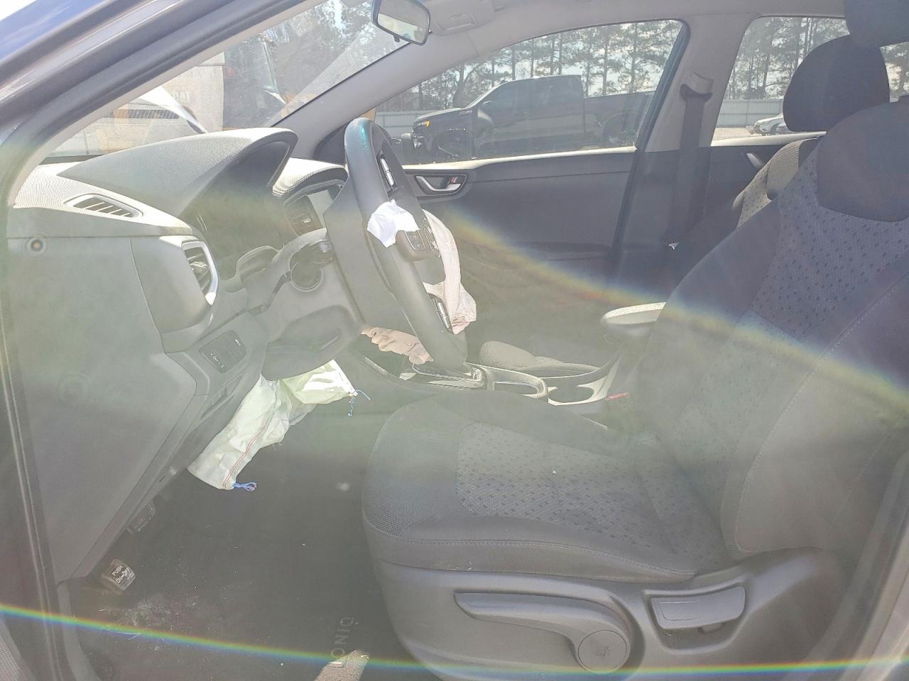 2017 HYUNDAI IONIQ photo 13