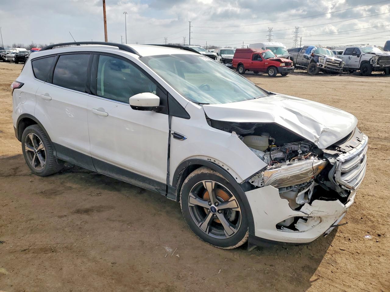 2018 FORD ESCAPE SEL photo 4
