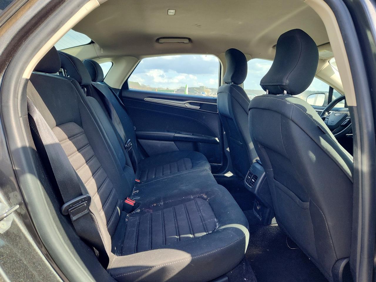 2019 FORD FUSION SE photo 10