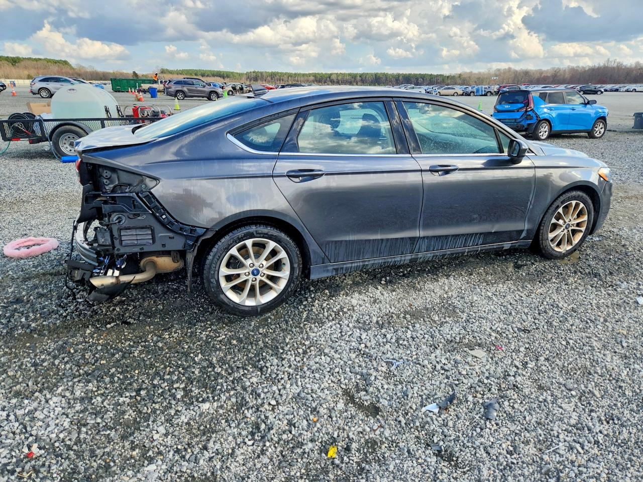 2019 FORD FUSION SE photo 3