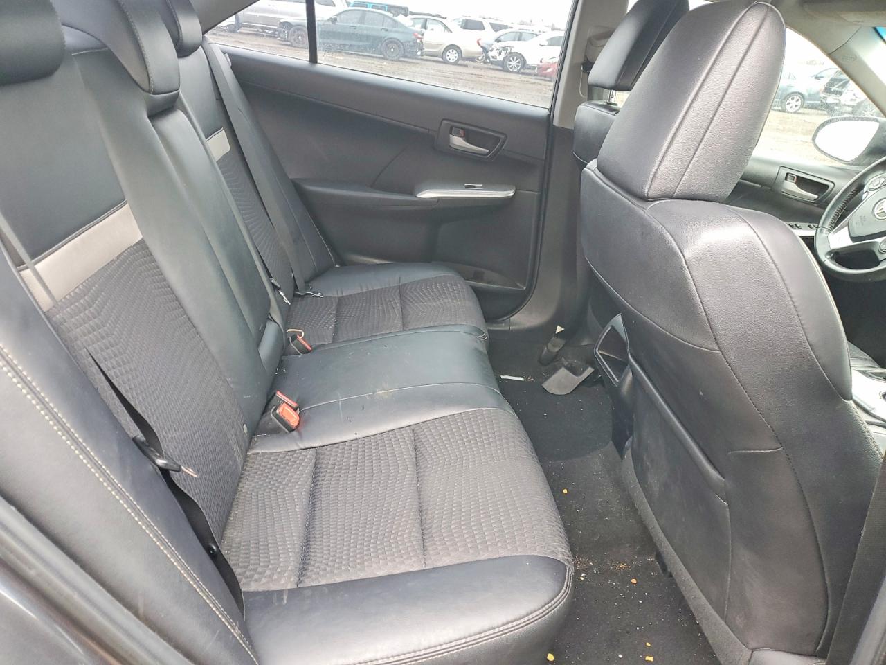 2012 TOYOTA CAMRY SE photo 19