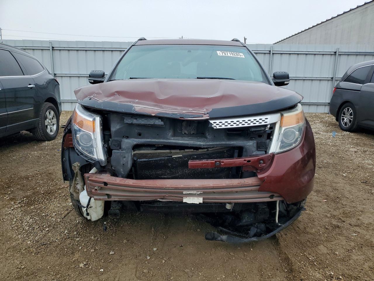 2015 FORD EXPLORER XLT photo 5