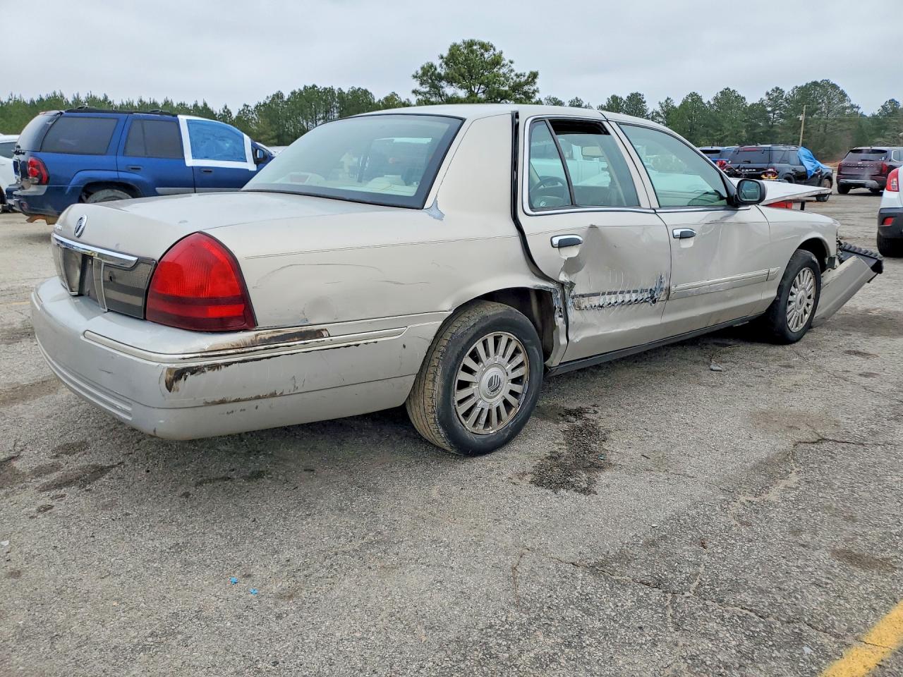 2008 MERCURY GRAND MARQUIS LS photo 3