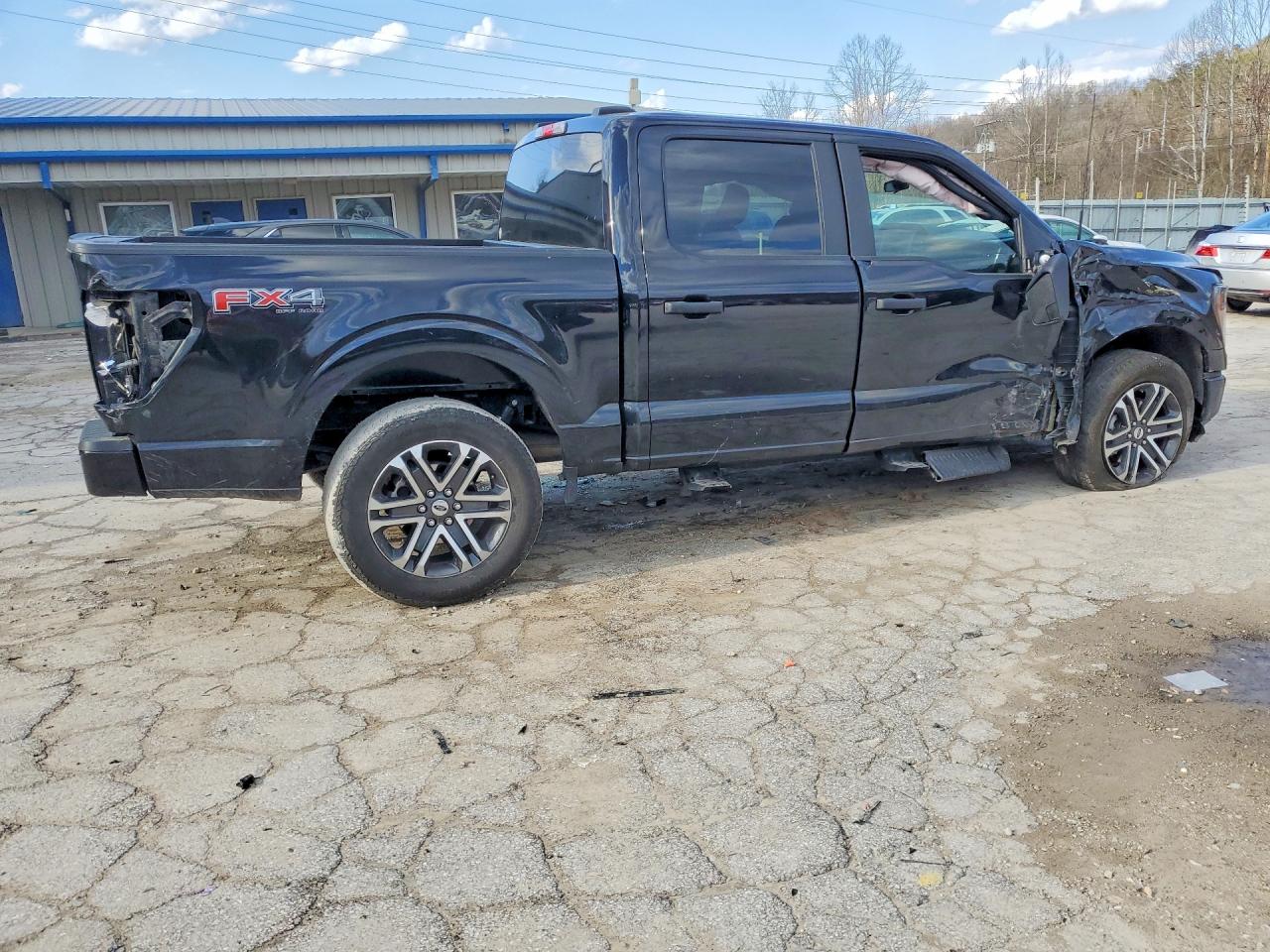 2023 FORD F150 SUPERCREW photo 5